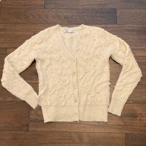 Zara pearl embellished v neck cardigan. Size small. New. Never worn.